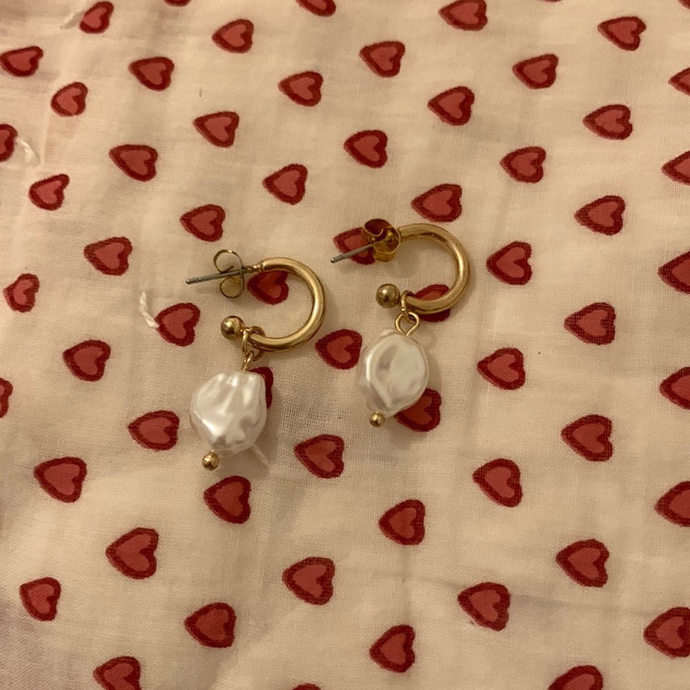 Preppy Cute Pearl Gold Hoop Earrings